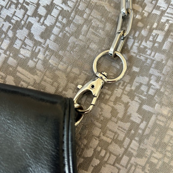 Tory Burch leather crossbody bag - Picture 6 of 12